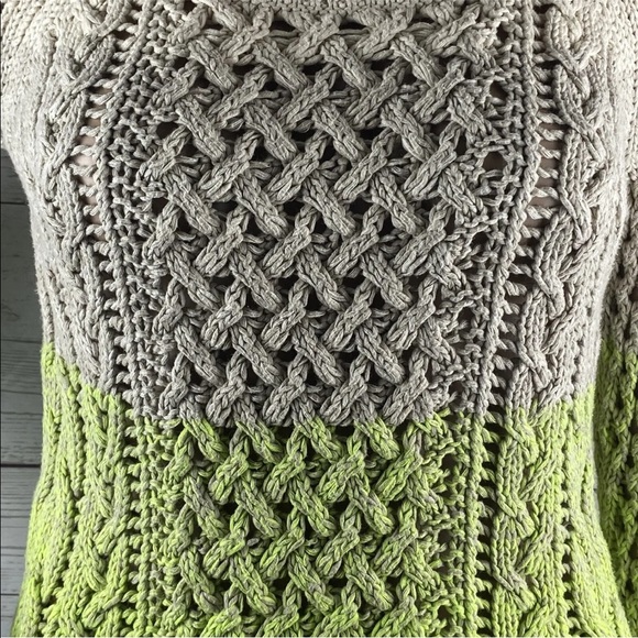 American Eagle Outfitters Sweater - Picture 7 of 12